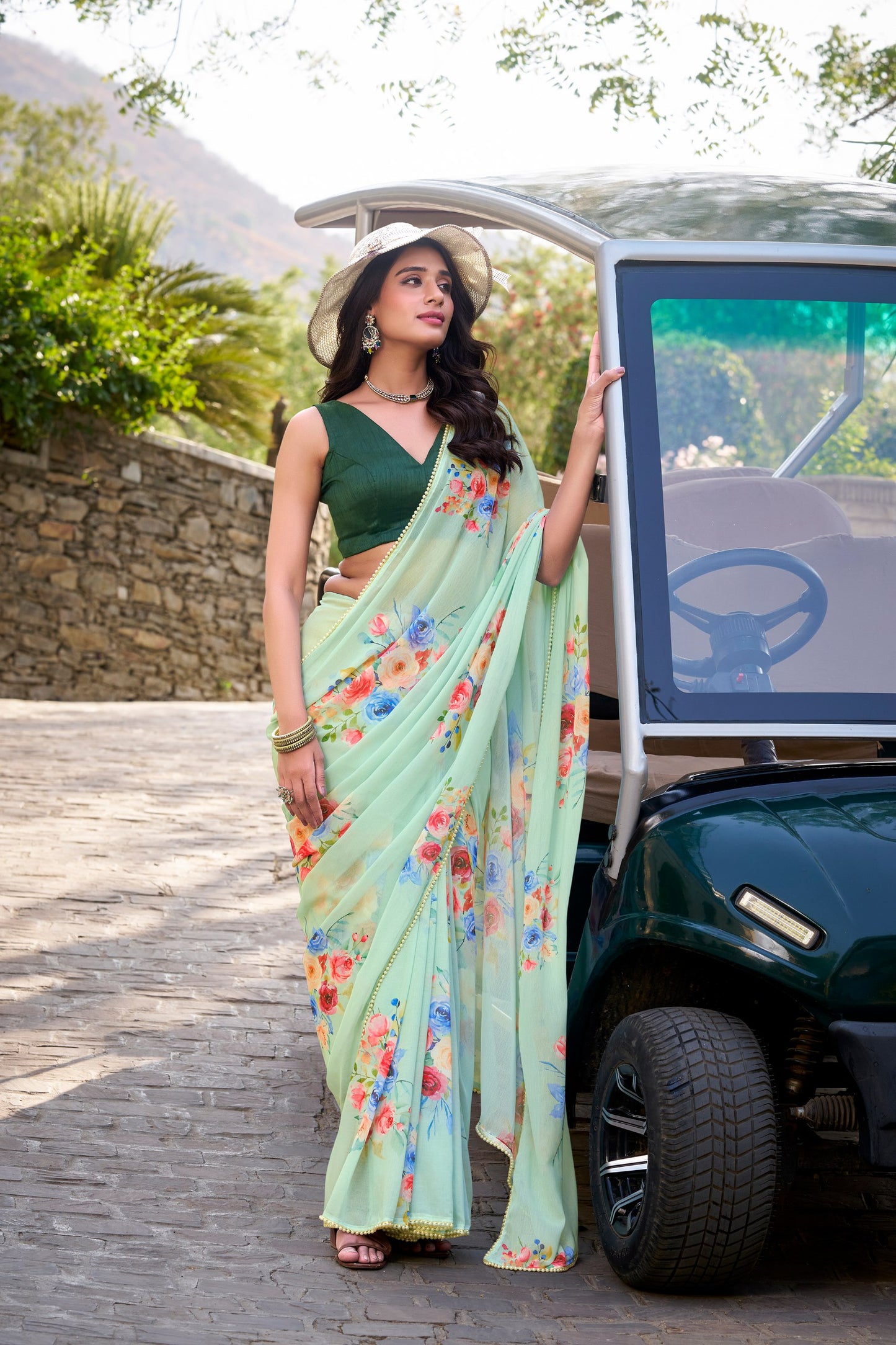 Weightless Marbal Floral Printed Saree With Pearl Lace Border with Unstitched Blouse
